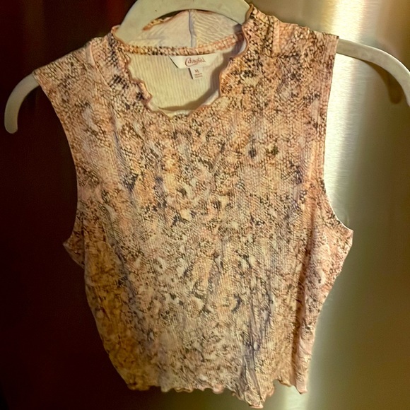 Pink Snake Tank Top 🐍🌸 - Picture 6 of 13